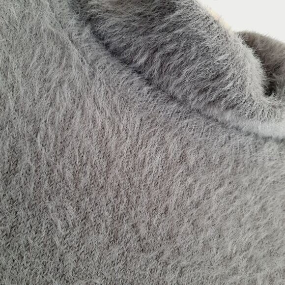 JOE FRESH Eyelash Fuzzy Knit Turtleneck Sweater Gray Sz L - Picture 5 of 13